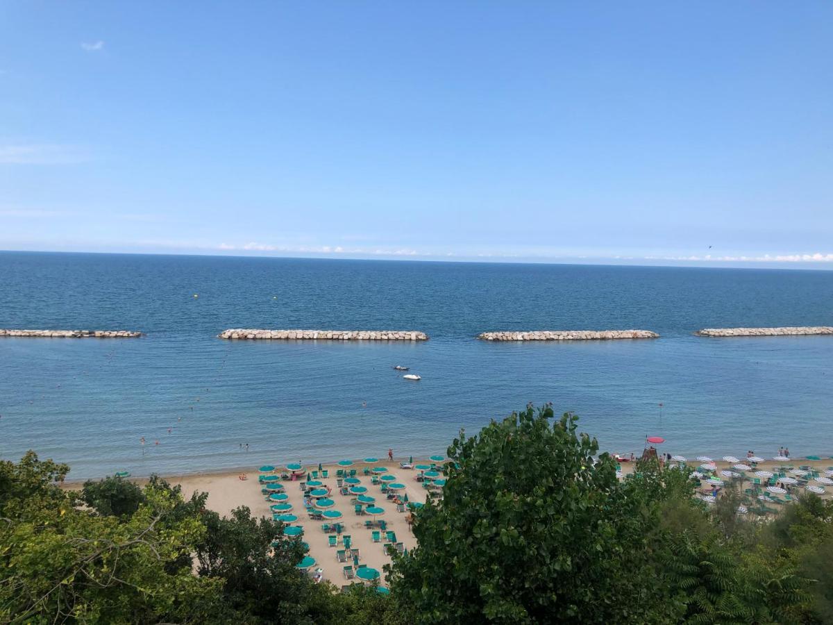 Duparc Hotel Gabicce Mare Exterior photo