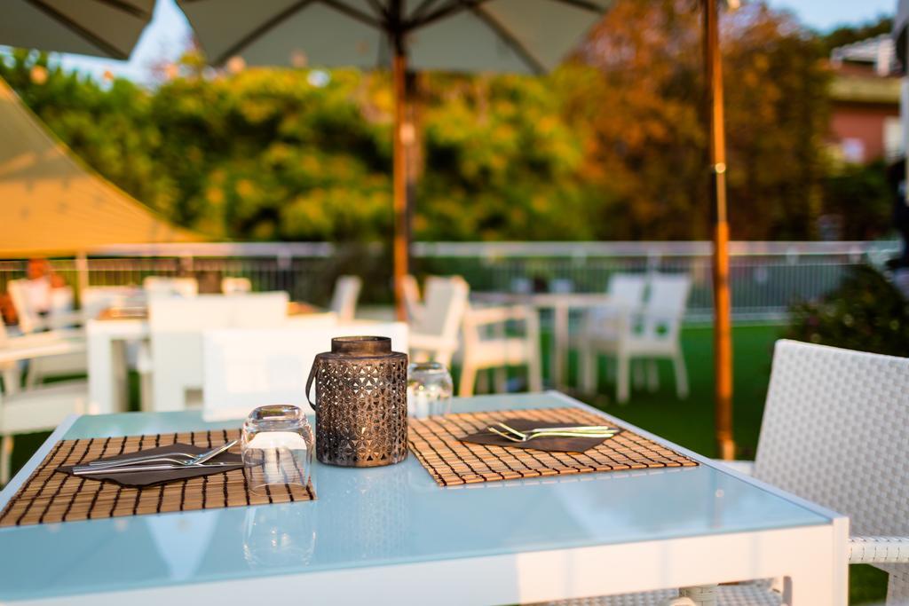 Duparc Hotel Gabicce Mare Exterior photo